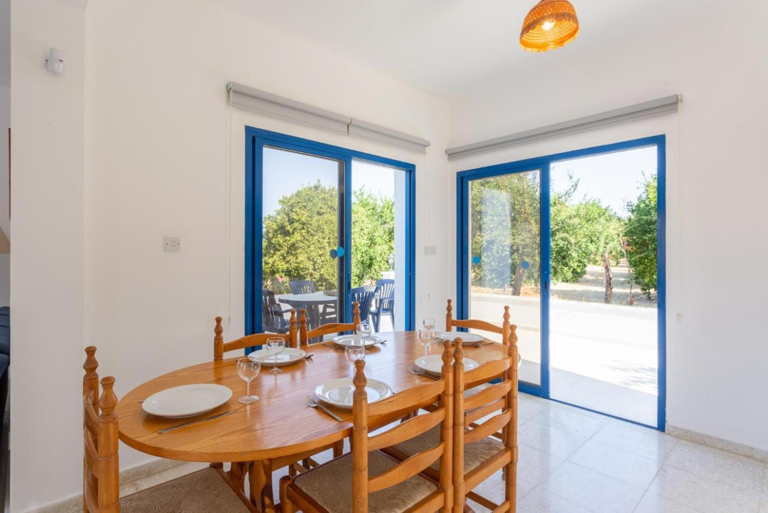 Villa Charoula Pente Paphos Exterior photo